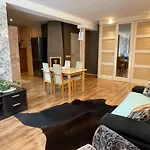 Lovely And Quiet Condo In Kristiine. Free Parking.