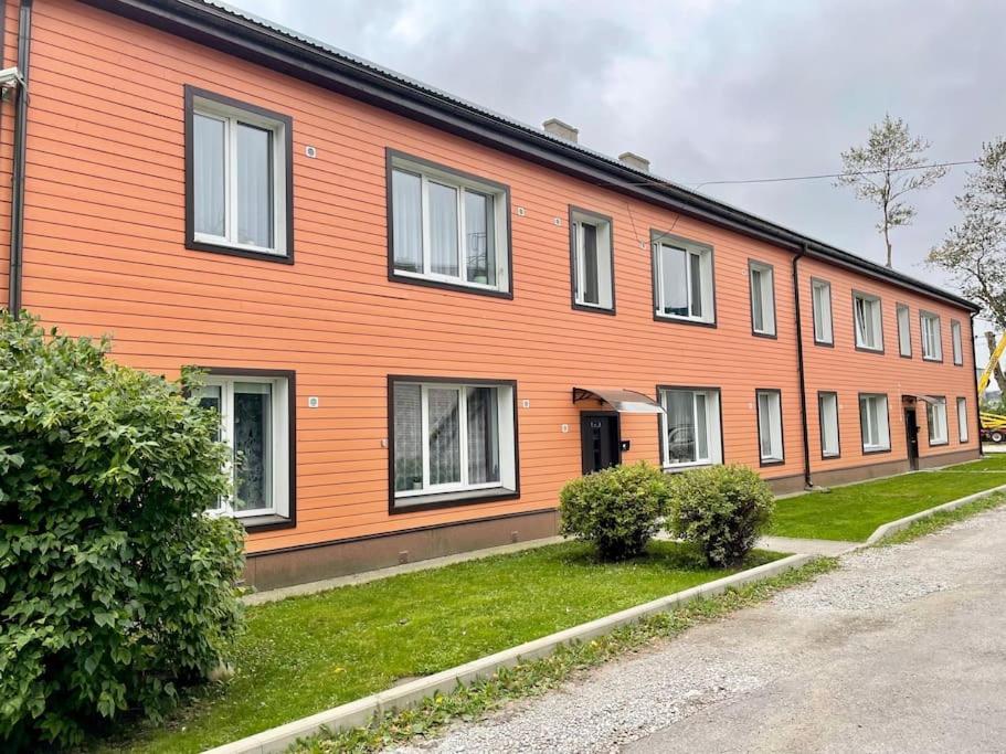 Apartment Lovely And Quiet In Kristiine. Free Parking. Reval