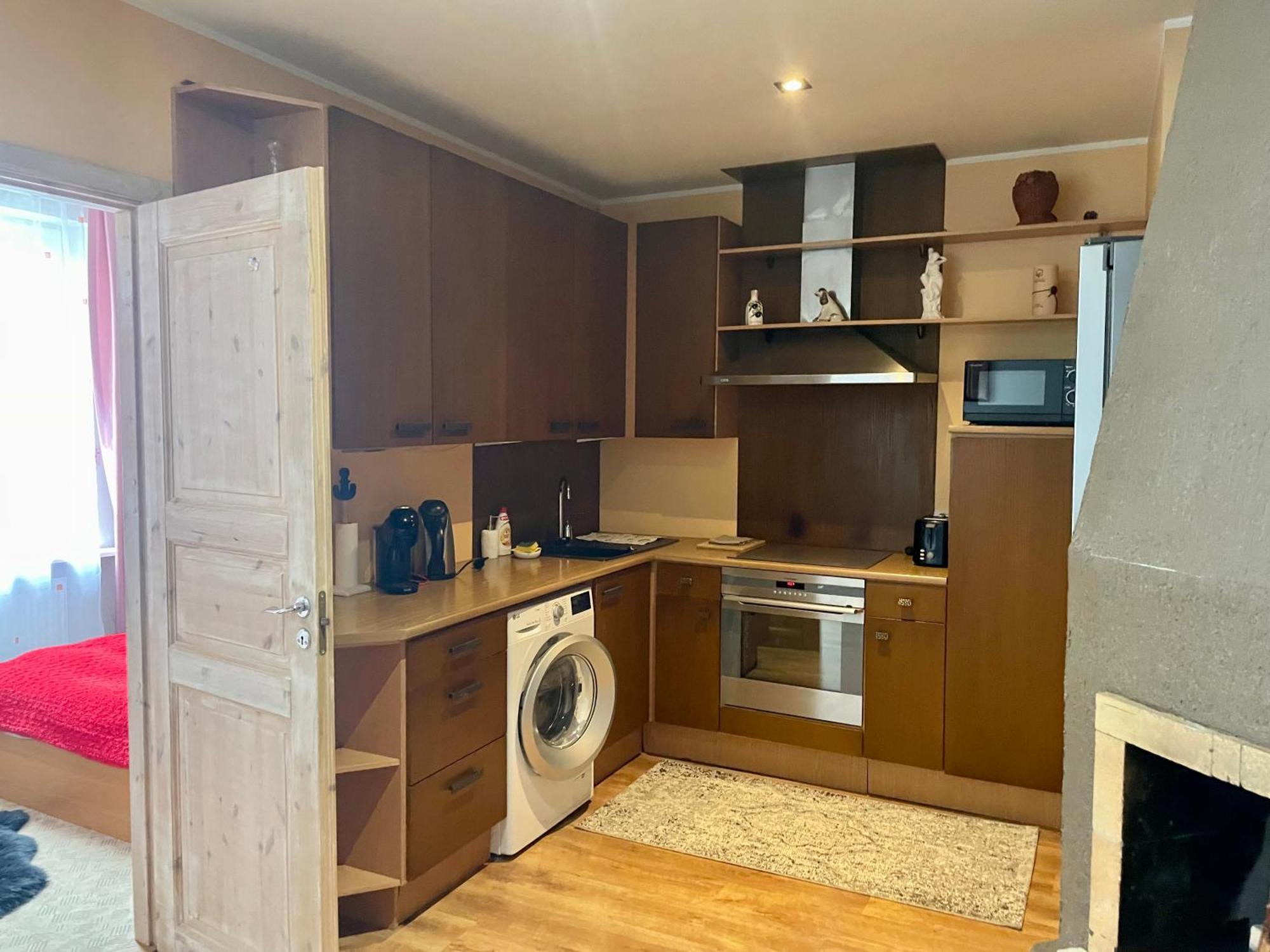 Apartment Lovely And Quiet In Kristiine. Free Parking. *
